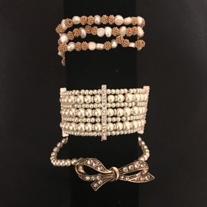 Pearl bracelets